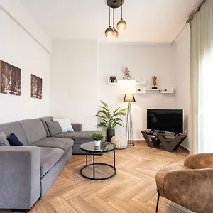 rezervați aici